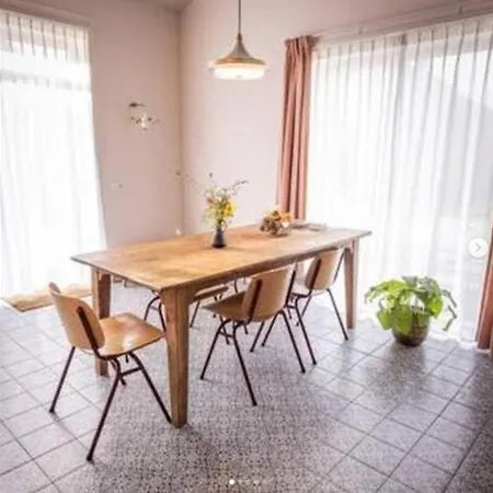 Group Huize Blokland On Nature Farm - 14p