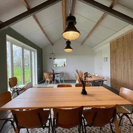 Group Huize Blokland On Nature Farm - 14p *