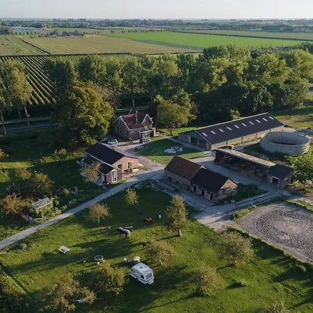 Group Huize Blokland On Nature Farm - 14p Hem