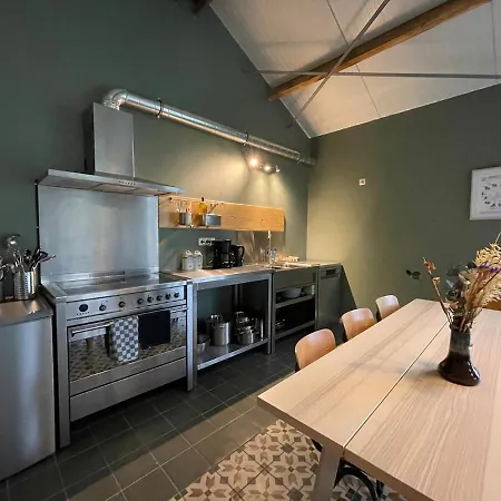 Group Huize Blokland On Nature Farm - 14p